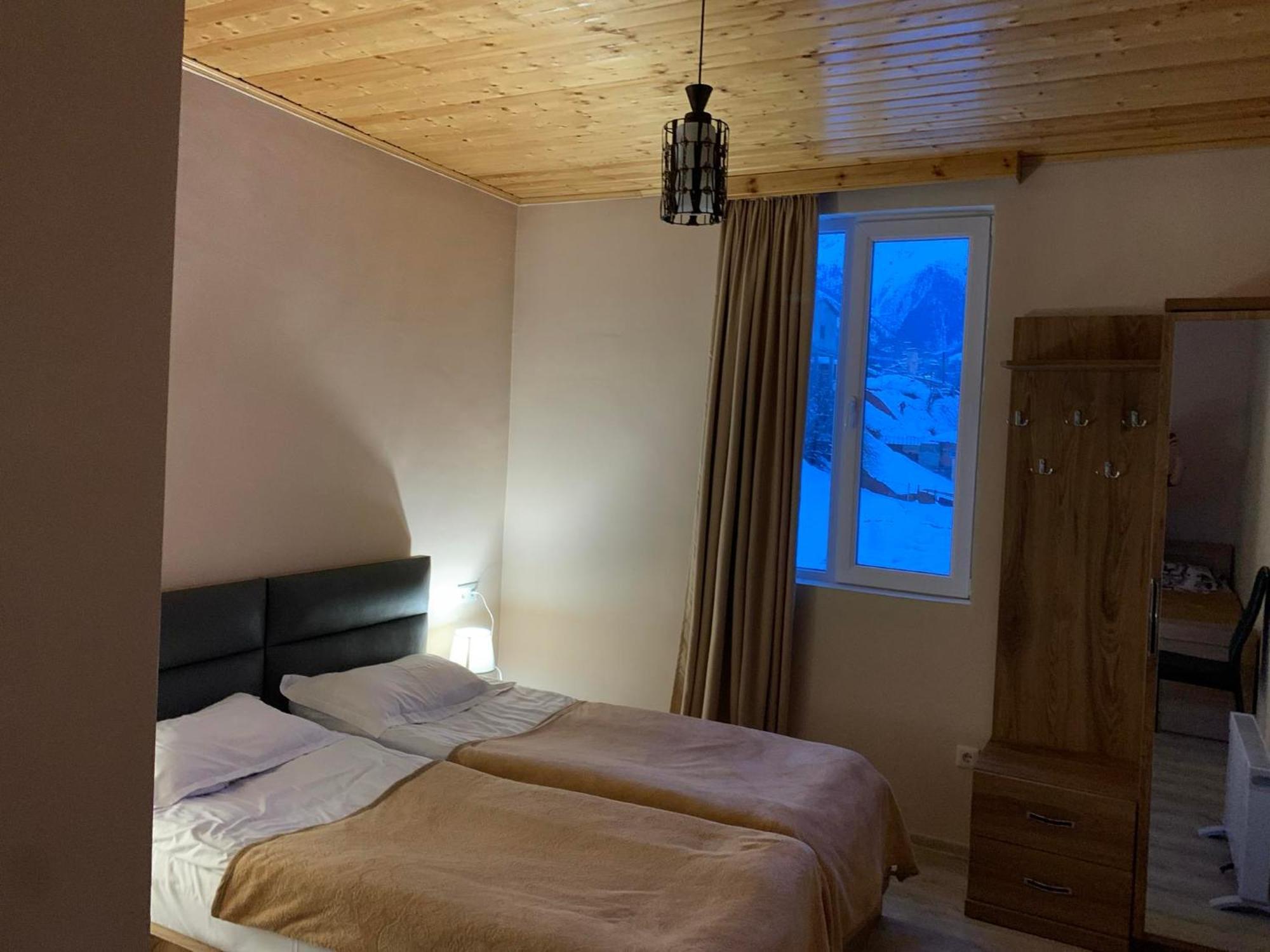 Tetne Qor Guesthouse 메스티아 외부 사진