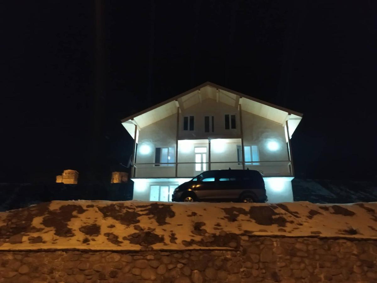 Tetne Qor Guesthouse 메스티아 외부 사진
